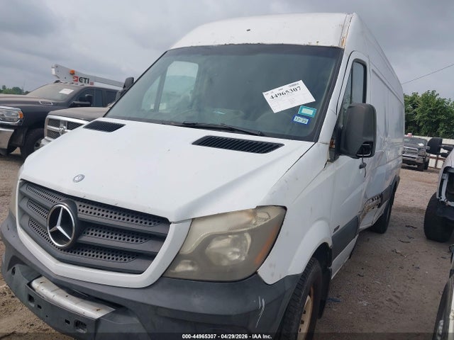 2014 Mercedes-benz Sprinter 2500 High Roof მანქანა იყიდება აუქციონზე, vin: WD3PE8DE4E5902806, აუქციონის ნომერი: 44965307