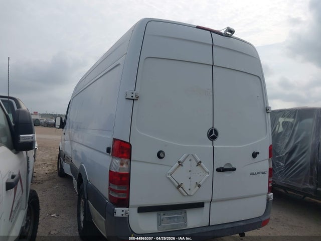 2014 Mercedes-benz Sprinter 2500 High Roof მანქანა იყიდება აუქციონზე, vin: WD3PE8DE4E5902806, აუქციონის ნომერი: 44965307