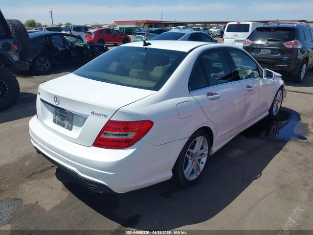 44965320 :رقم المزاد ، WDDGF8AB4DR246049 vin ، 2013 Mercedes-benz C 300 Sport 4matic مزاد بيع
