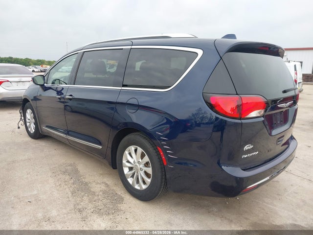 Aukcja sprzedaży 2018 Chrysler Pacifica Touring L Plus, vin: 2C4RC1EG2JR121677, numer aukcji: 44965332