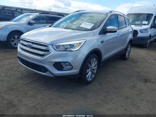 Ford Escape Titanium 2017 1FMCU9JD0HUC24098 Image 2