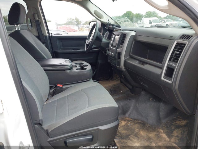 Продаж на аукціоні авто 2021 Ram 1500 Classic Tradesman  4x4 5'7 Box, vin: 3C6RR7KTXMG664800, номер лоту: 44965336