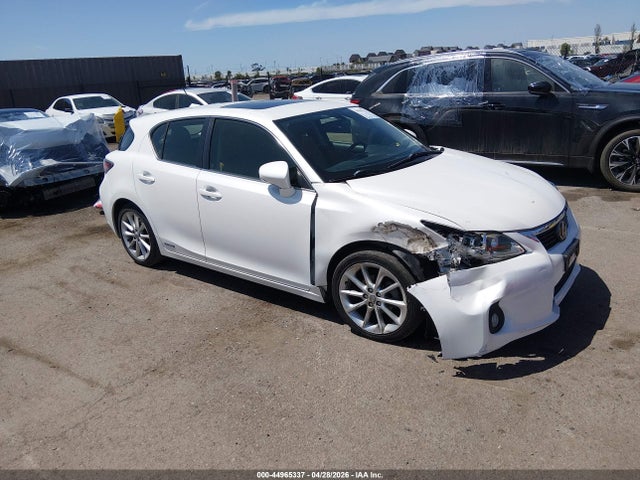 Продажа на аукционе авто 2013 Lexus Ct 200h, vin: JTHKD5BH3D2172481, номер лота: 44965337