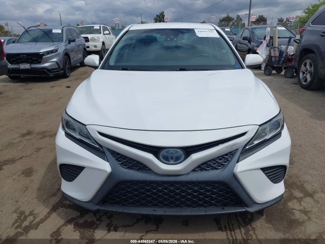 4T1B21HK8JU505675 Toyota Camry Hybrid Se