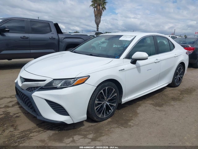 4T1B21HK8JU505675 Toyota Camry Hybrid Se