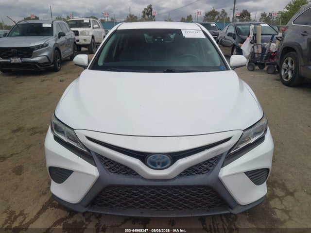 4T1B21HK8JU505675 Toyota Camry Hybrid Se