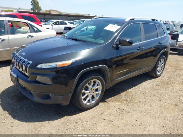 Jeep Cherokee Latitude 2014 1C4PJLCB1EW194276 Image 2