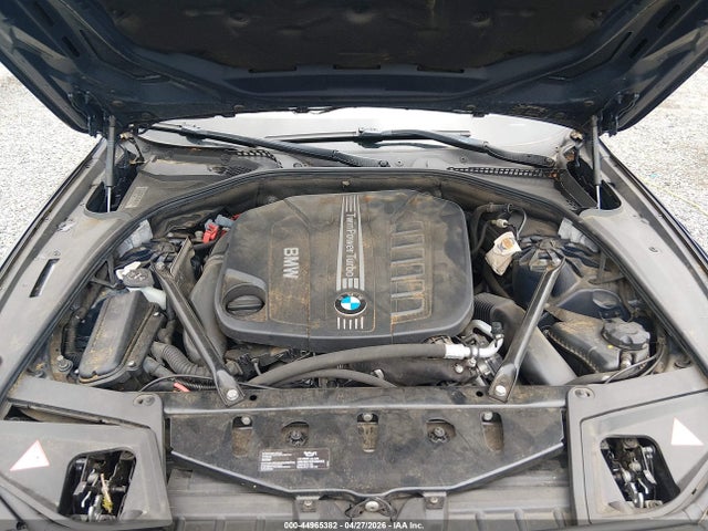 BMW 535d 2014 WBAXA5C5XED001850 Image 10