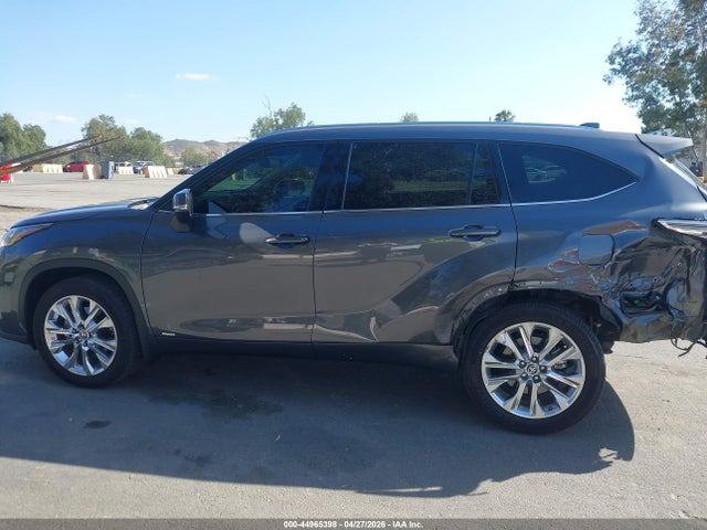 Aukcja sprzedaży 2023 Toyota Highlander Hybrid Limited, vin: 5TDXBRCHXPS578452, numer aukcji: 44965398