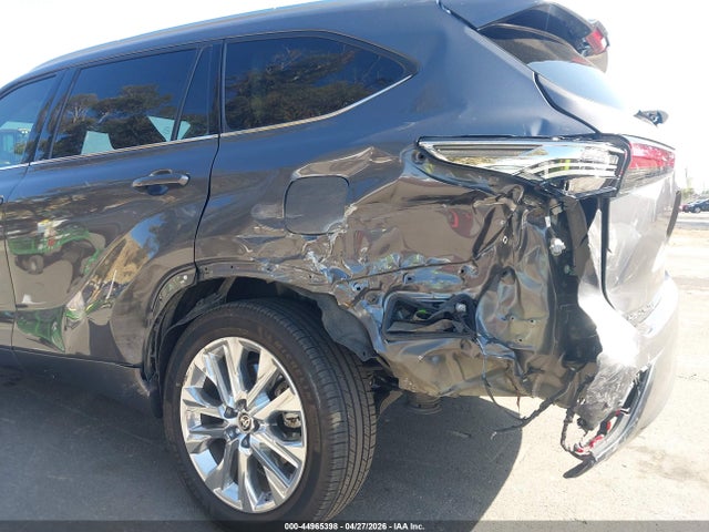 Aukcja sprzedaży 2023 Toyota Highlander Hybrid Limited, vin: 5TDXBRCHXPS578452, numer aukcji: 44965398