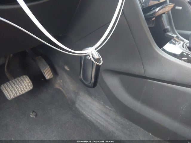 44965413 :رقم المزاد ، KL4CJCSM8JB561316 vin ، 2018 Buick Encore Essence مزاد بيع