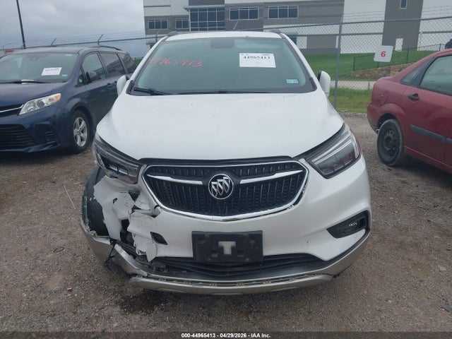 44965413 :رقم المزاد ، KL4CJCSM8JB561316 vin ، 2018 Buick Encore Essence مزاد بيع