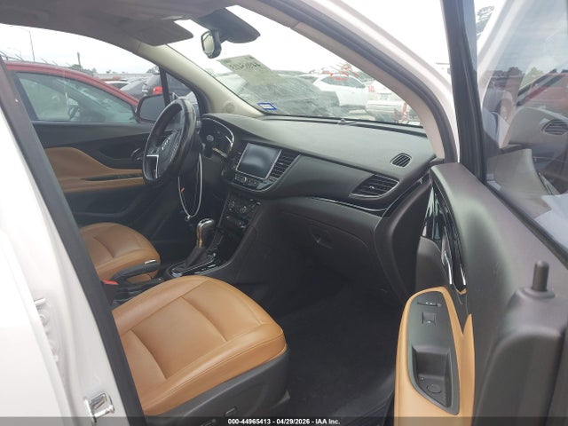 44965413 :رقم المزاد ، KL4CJCSM8JB561316 vin ، 2018 Buick Encore Essence مزاد بيع