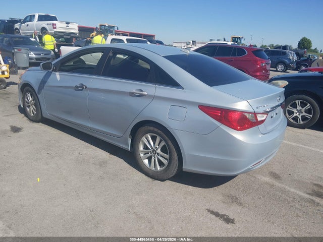 2013 Hyundai Sonata Gls მანქანა იყიდება აუქციონზე, vin: 5NPEB4AC9DH539595, აუქციონის ნომერი: 44965458