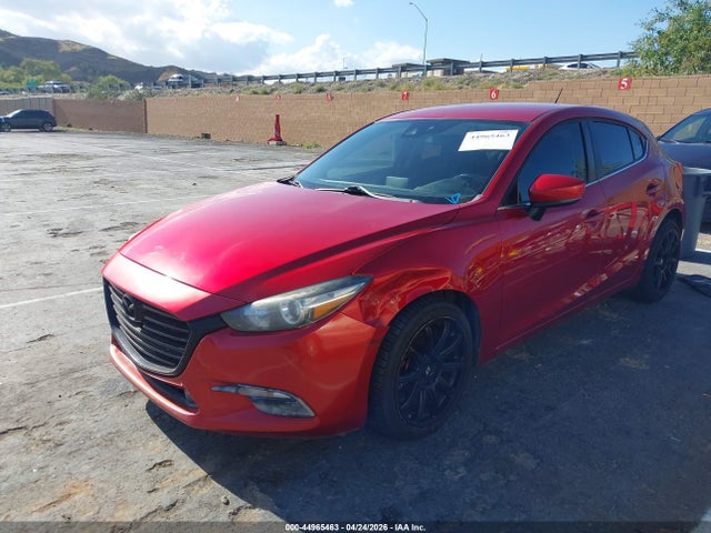 3MZBN1L7XHM114750 Mazda Mazda3 Touring