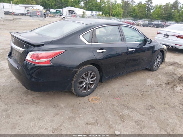 Nissan Altima 2.5 S 2015 1N4AL3AP5FN403501 Image 4