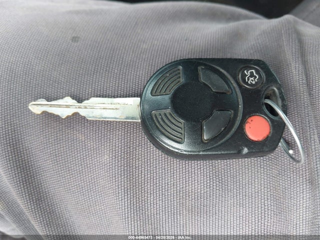 2011 Ford Escape Xlt მანქანა იყიდება აუქციონზე, vin: 1FMCU9DG7BKA15028, აუქციონის ნომერი: 44965473