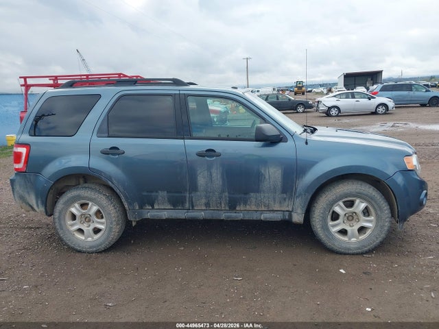 2011 Ford Escape Xlt მანქანა იყიდება აუქციონზე, vin: 1FMCU9DG7BKA15028, აუქციონის ნომერი: 44965473