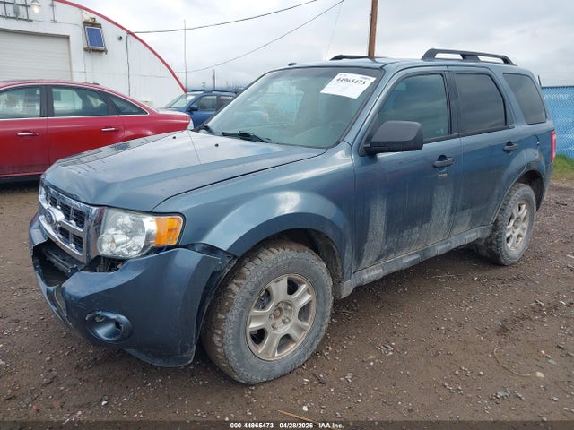 2011 Ford Escape Xlt მანქანა იყიდება აუქციონზე, vin: 1FMCU9DG7BKA15028, აუქციონის ნომერი: 44965473