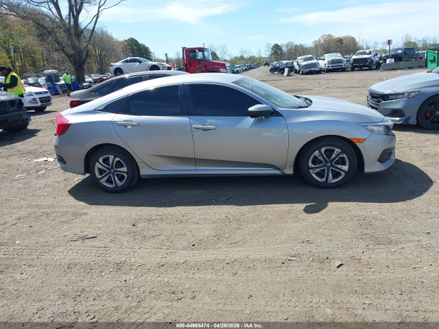 Aukcja sprzedaży 2018 Honda Civic Lx, vin: 2HGFC2F5XJH537585, numer aukcji: 44965474