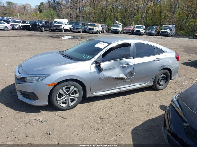 Aukcja sprzedaży 2018 Honda Civic Lx, vin: 2HGFC2F5XJH537585, numer aukcji: 44965474