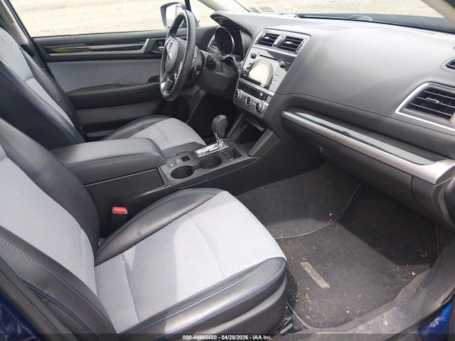 2017 Subaru Legacy 2.5i Sport მანქანა იყიდება აუქციონზე, vin: 4S3BNAR63H3013164, აუქციონის ნომერი: 44965480
