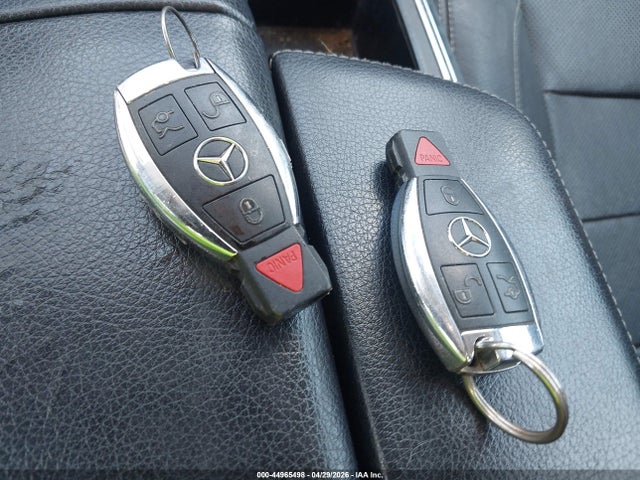 Продаж на аукціоні авто 2015 Mercedes-benz Gl 550 4matic, vin: 4JGDF7DEXFA588809, номер лоту: 44965498