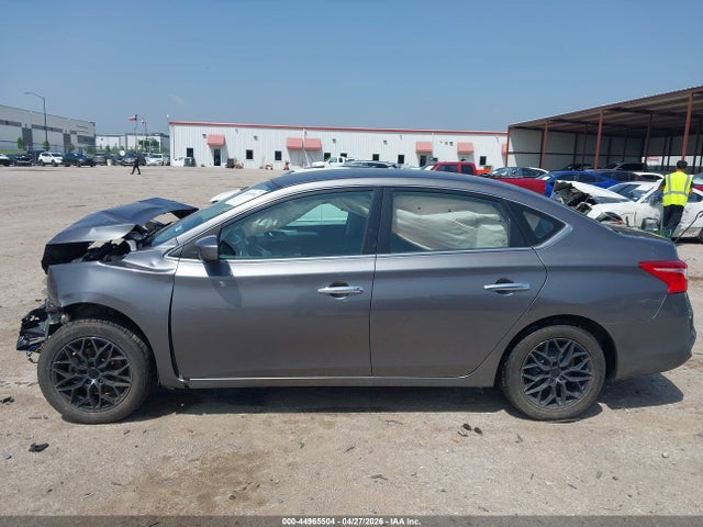 44965504 :رقم المزاد ، 3N1AB7AP8JY310572 vin ، 2018 Nissan Sentra S مزاد بيع