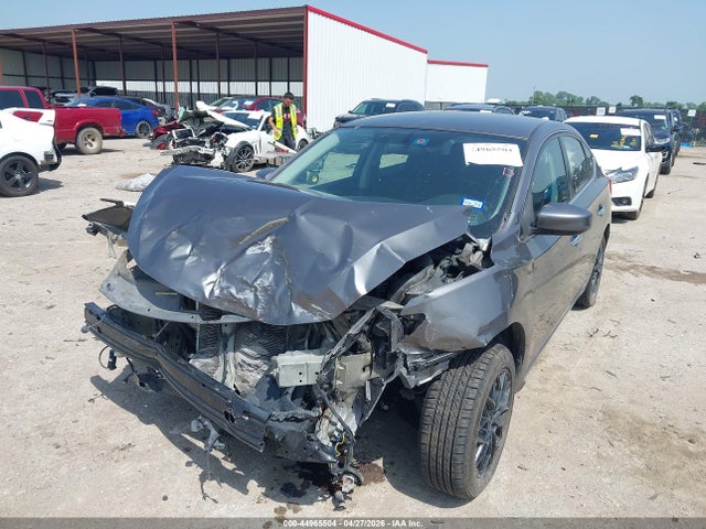 44965504 :رقم المزاد ، 3N1AB7AP8JY310572 vin ، 2018 Nissan Sentra S مزاد بيع