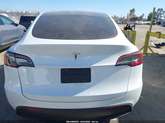 Продажа на аукционе авто 2025 Tesla Model Y Long Range Dual Motor Rear-wheel Drive, vin: 7SAYGDED5SF316468, номер лота: 44965536