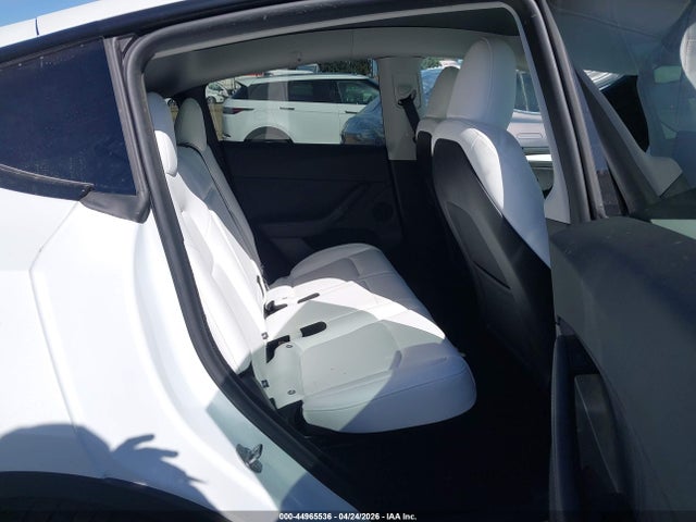 Продажа на аукционе авто 2025 Tesla Model Y Long Range Dual Motor Rear-wheel Drive, vin: 7SAYGDED5SF316468, номер лота: 44965536