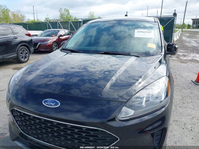 Продаж на аукціоні авто 2022 Ford Escape Se, vin: 1FMCU9G67NUA30995, номер лоту: 44965547