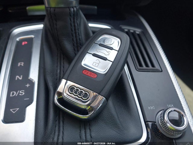 Продаж на аукціоні авто 2015 Audi A4 2.0t Premium, vin: WAUFFAFLXFN034181, номер лоту: 44965577