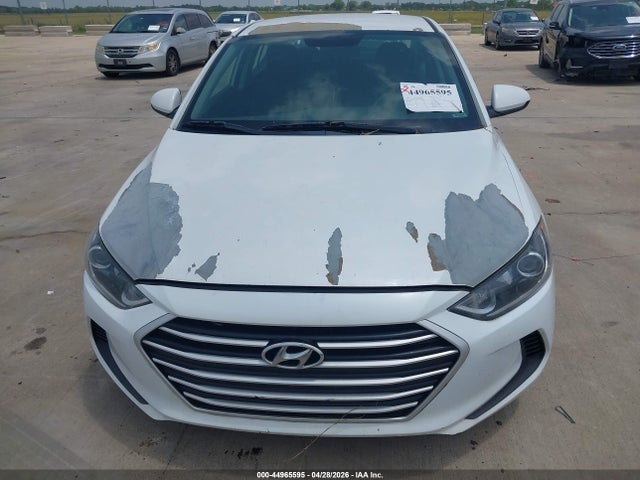 5NPD84LF7JH288864 Hyundai ELANTRA SEL