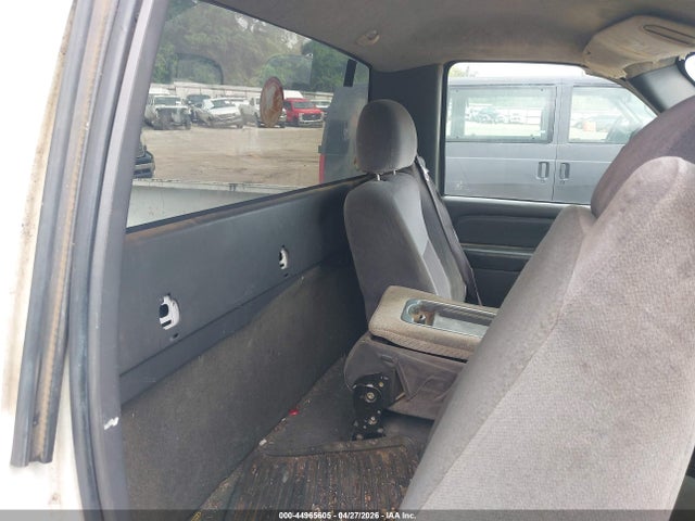 2005 Gmc Sierra 1500 მანქანა იყიდება აუქციონზე, vin: 1GTEC14X55Z316197, აუქციონის ნომერი: 44965605