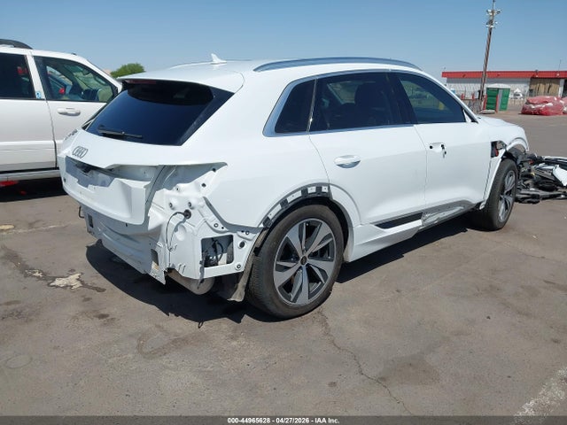 Aukcja sprzedaży 2024 Audi Q8 E-tron Premium Plus Quattro, vin: WA15ABGE0RB015187, numer aukcji: 44965628