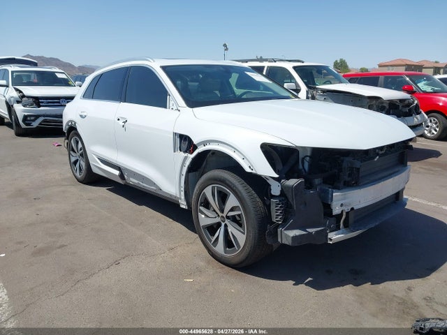 Aukcja sprzedaży 2024 Audi Q8 E-tron Premium Plus Quattro, vin: WA15ABGE0RB015187, numer aukcji: 44965628