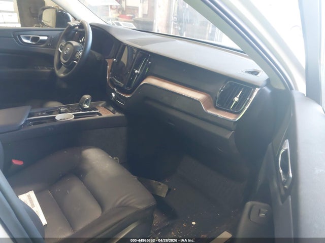 Aukcja sprzedaży 2024 Volvo Xc60 B5 Plus Dark Theme, vin: YV4L12RL6R1715498, numer aukcji: 44965692