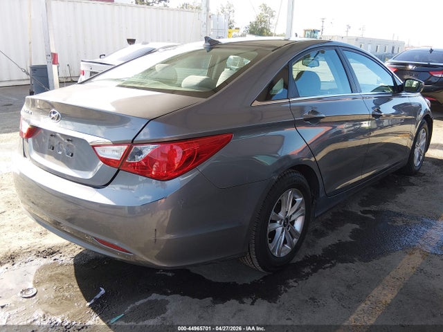 44965701 :رقم المزاد ، 5NPEB4AC2DH757829 vin ، 2013 Hyundai Sonata Gls مزاد بيع