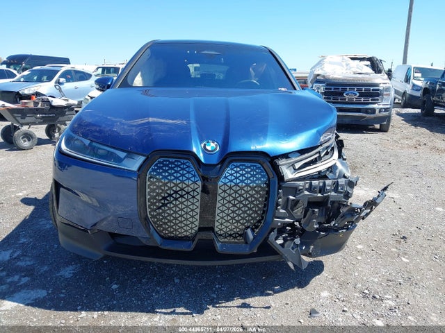 44965711 :رقم المزاد ، WB523CF02RCP02725 vin ، 2024 Bmw Ix Xdrive50 مزاد بيع