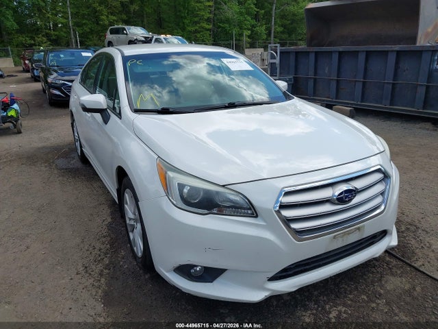 2015 Subaru Legacy 2.5i Premium მანქანა იყიდება აუქციონზე, vin: 4S3BNBF65F3053611, აუქციონის ნომერი: 44965715