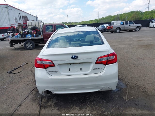 2015 Subaru Legacy 2.5i Premium მანქანა იყიდება აუქციონზე, vin: 4S3BNBF65F3053611, აუქციონის ნომერი: 44965715