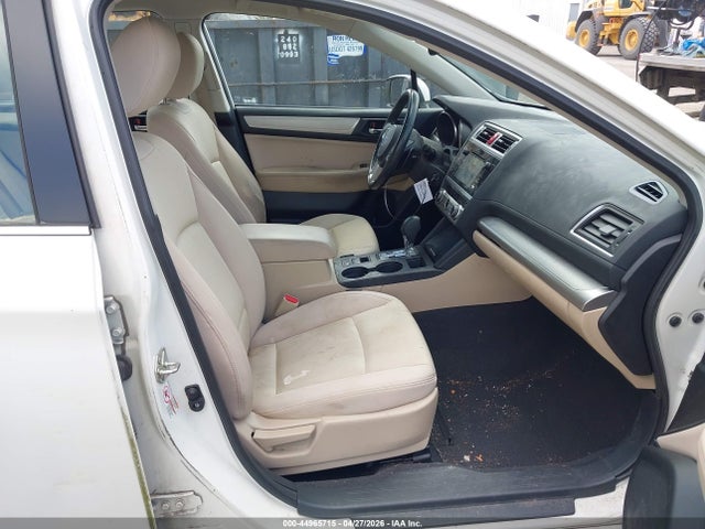 2015 Subaru Legacy 2.5i Premium მანქანა იყიდება აუქციონზე, vin: 4S3BNBF65F3053611, აუქციონის ნომერი: 44965715
