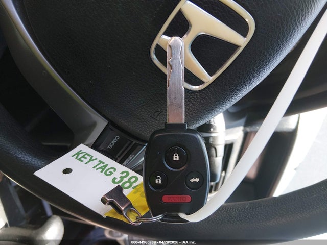 44965739 :رقم المزاد ، 1HGCS1B71CA017333 vin ، 2012 Honda Accord 2.4 Ex مزاد بيع