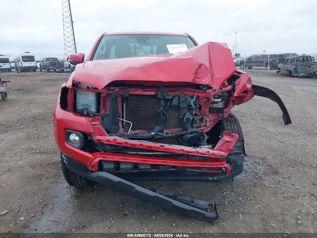 2021 Toyota Tacoma Sr5 V6 მანქანა იყიდება აუქციონზე, vin: 3TYRZ5CN0MT009922, აუქციონის ნომერი: 44965775