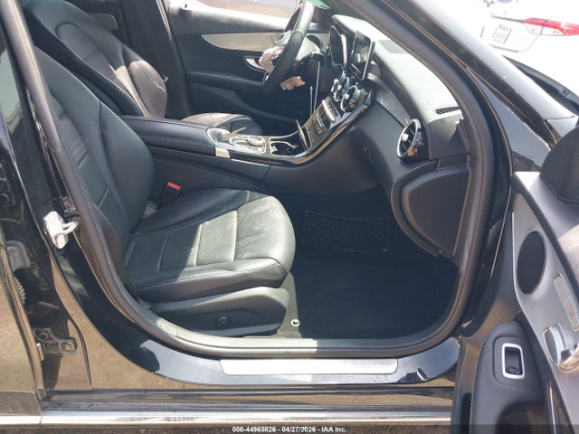 Продажа на аукционе авто 2018 Mercedes-benz C 300, vin: 55SWF4JB5JU244910, номер лота: 44965826