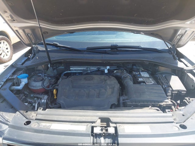 Продажа на аукционе авто 2022 Volkswagen Tiguan 2.0t Se R-line Black, vin: 3VV8B7AX2NM117814, номер лота: 44965827