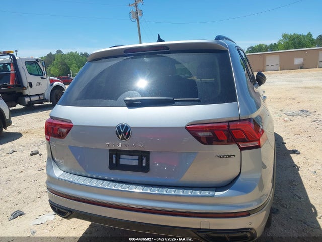 Продажа на аукционе авто 2022 Volkswagen Tiguan 2.0t Se R-line Black, vin: 3VV8B7AX2NM117814, номер лота: 44965827