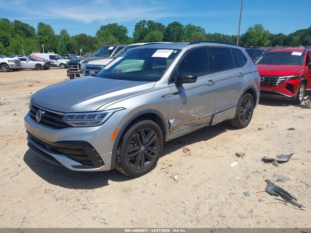 Продажа на аукционе авто 2022 Volkswagen Tiguan 2.0t Se R-line Black, vin: 3VV8B7AX2NM117814, номер лота: 44965827