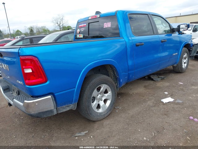 Продаж на аукціоні авто 2025 Ram 1500 Big Horn  4x4 5'7 Box, vin: 1C6RRFFG2SN694272, номер лоту: 44965835